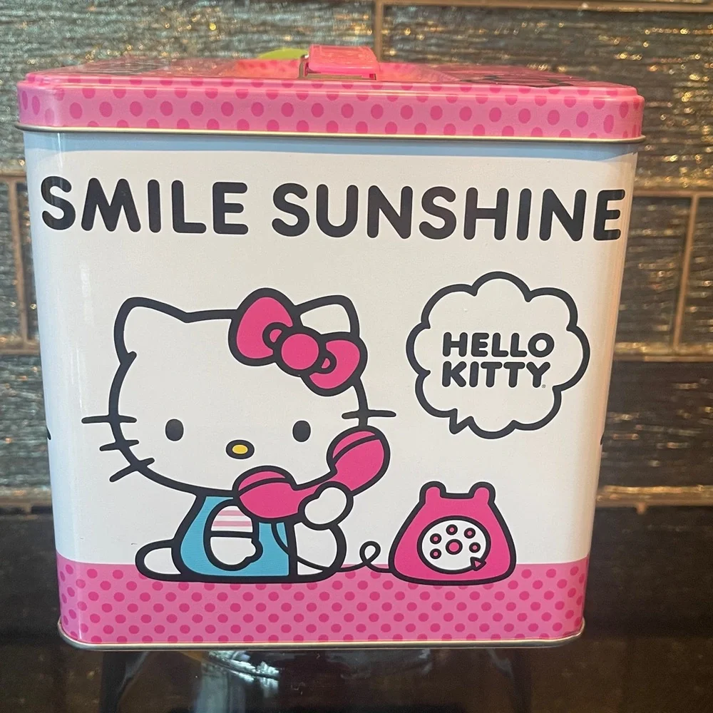 Hello Kitty Pink and White Square Metal Lunch Box